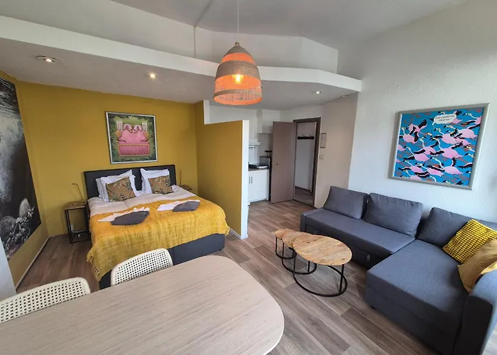 Appartementen Aan Den Hogeweg